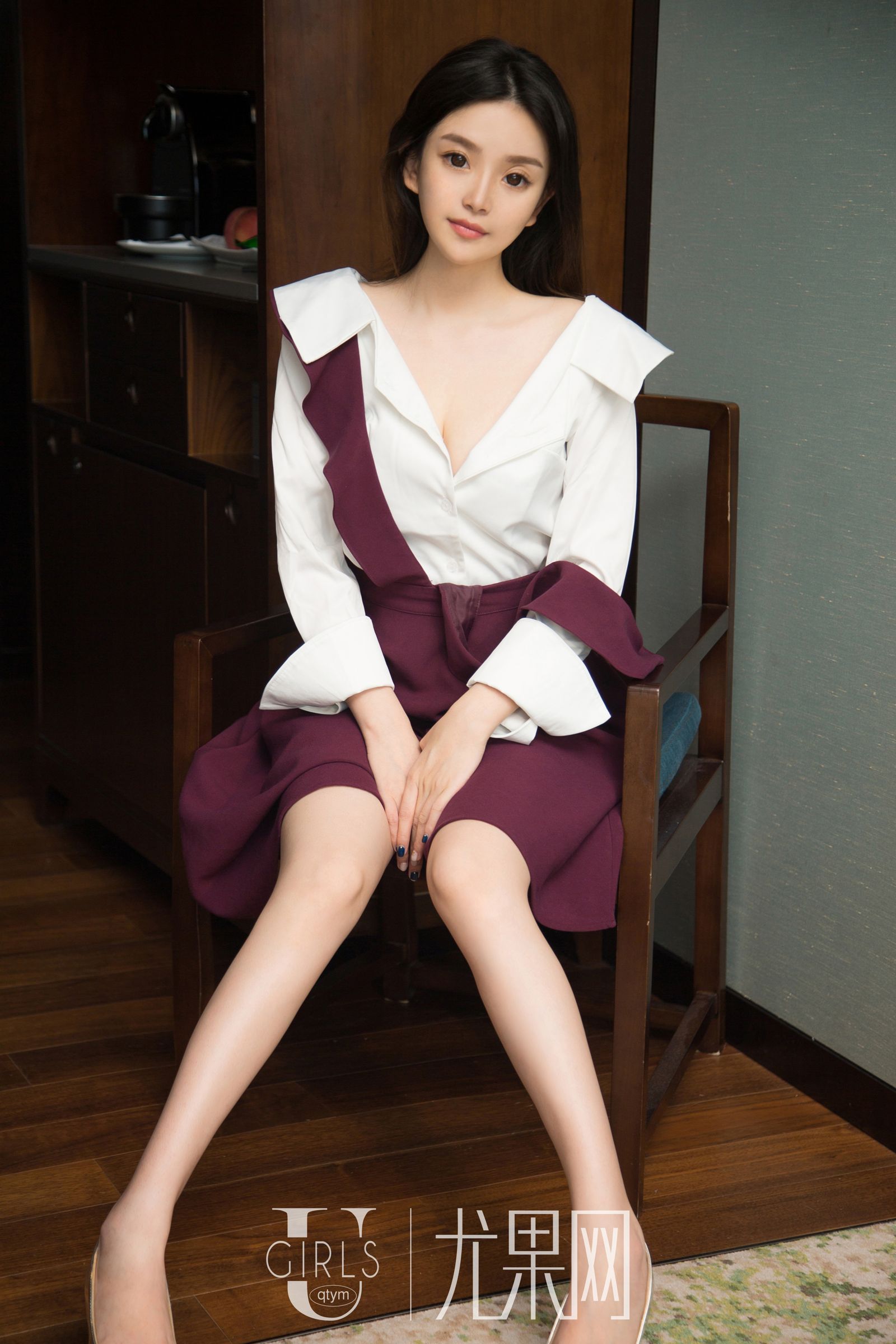 鲶鱼系少女脸Mina 充满灵气玲珑小巧