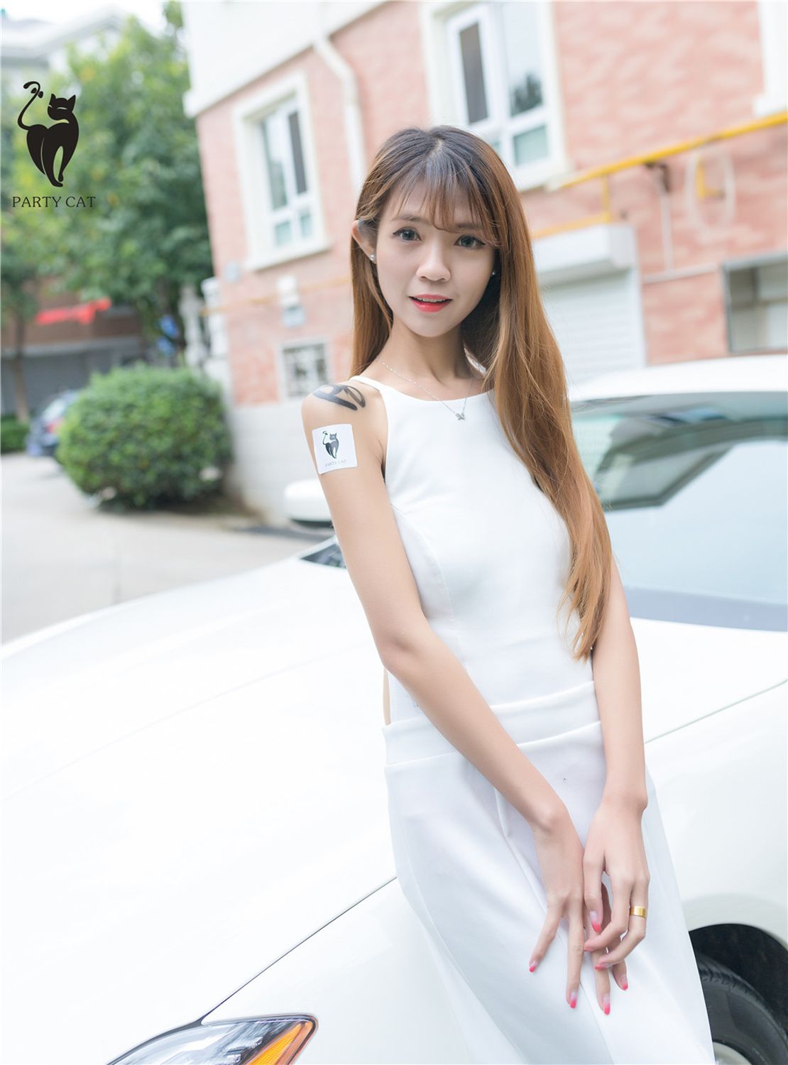 楠哥- [PartyCat轰趴猫]高清写真图 No.002 香车美女
