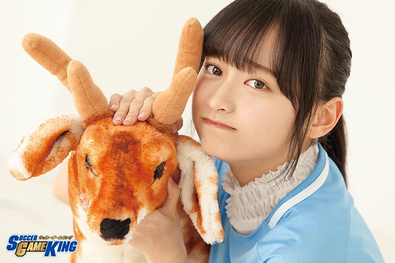 影山优佳- SOCCER GAME KING / April 2018
