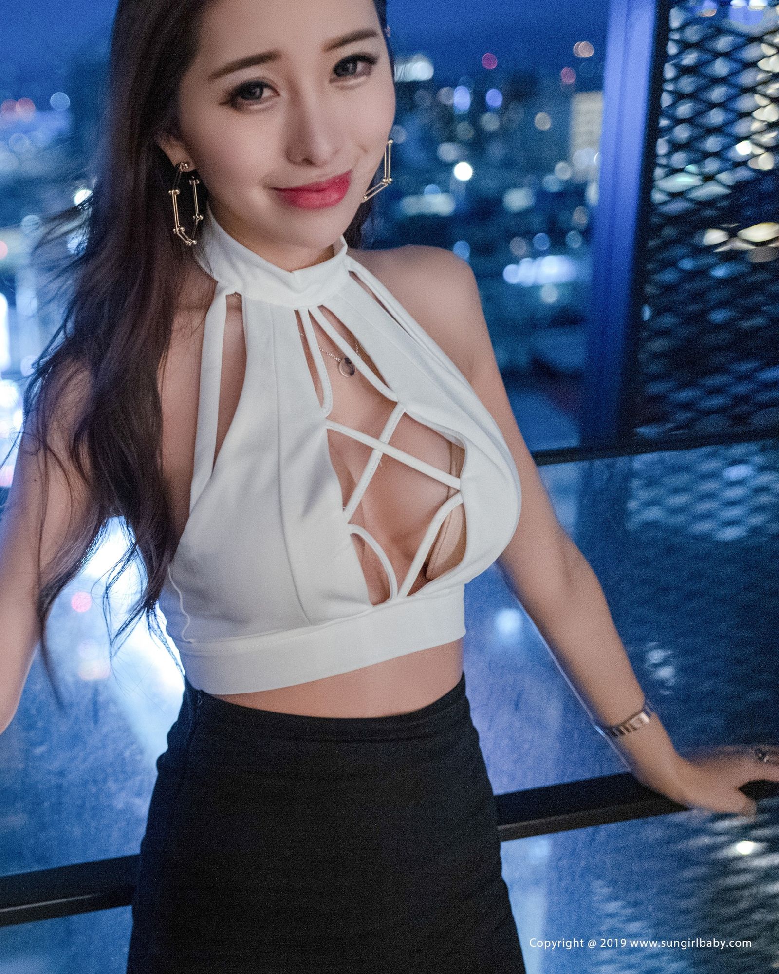 [SUNGIRL阳光宝贝]高清写真图 No.039 夜之女王！性感甜心DJ Ivy