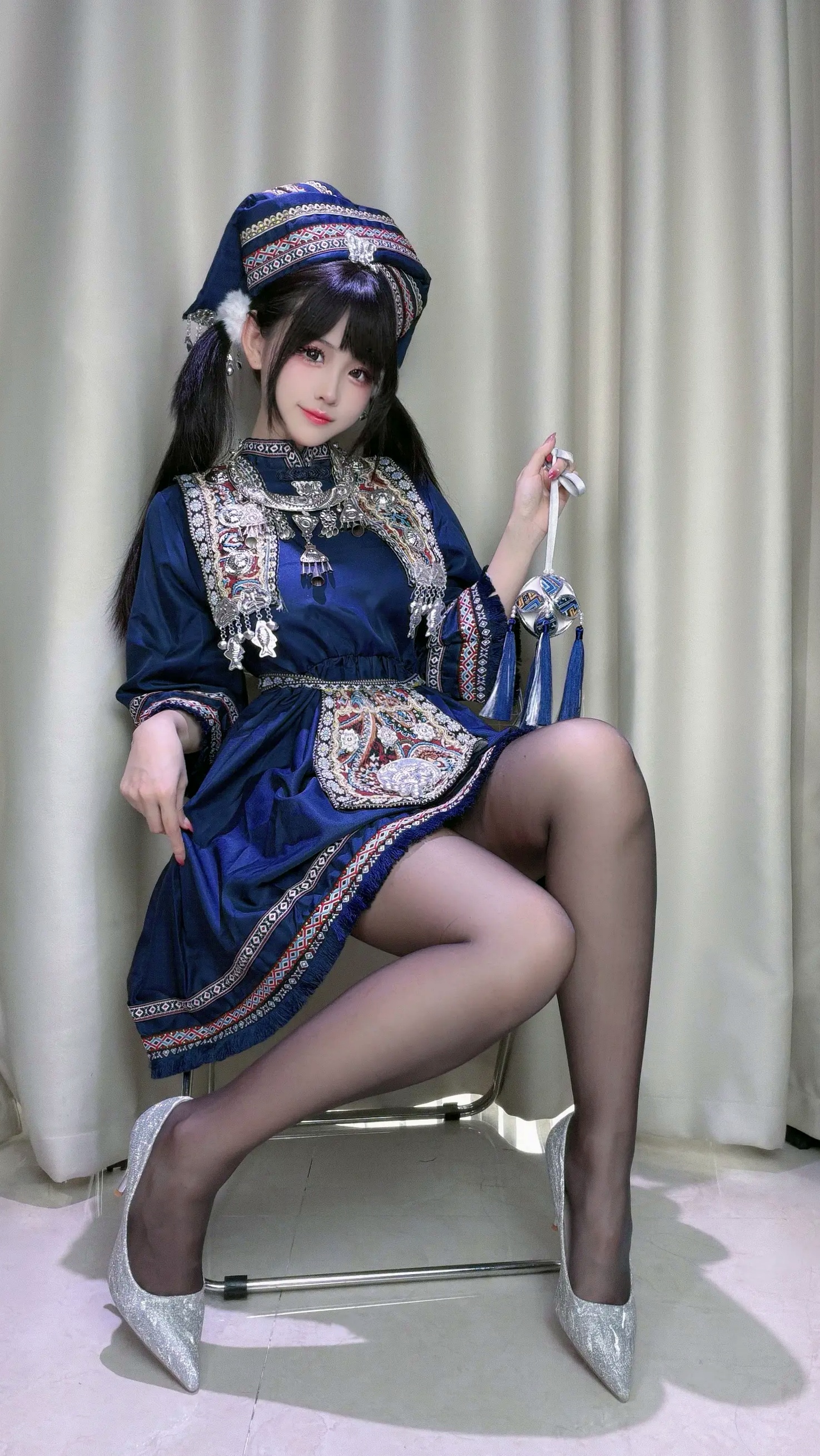 miko酱ww 2026年04月订阅 [188P] 角色扮演制服诱惑私房美腿写真
