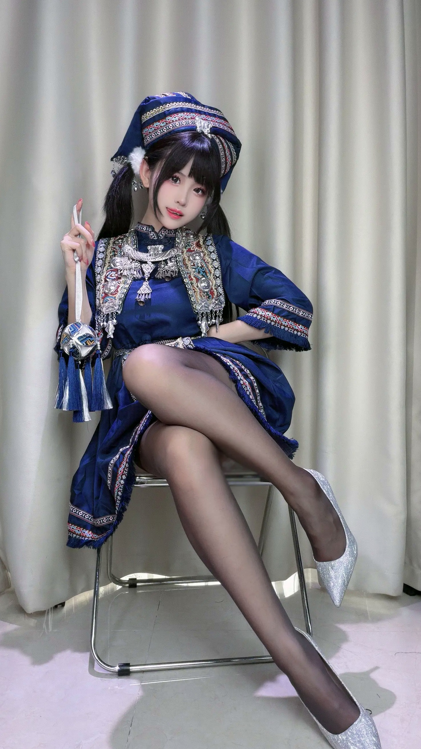 miko酱ww 2026年04月订阅 [188P] 角色扮演制服诱惑私房美腿写真