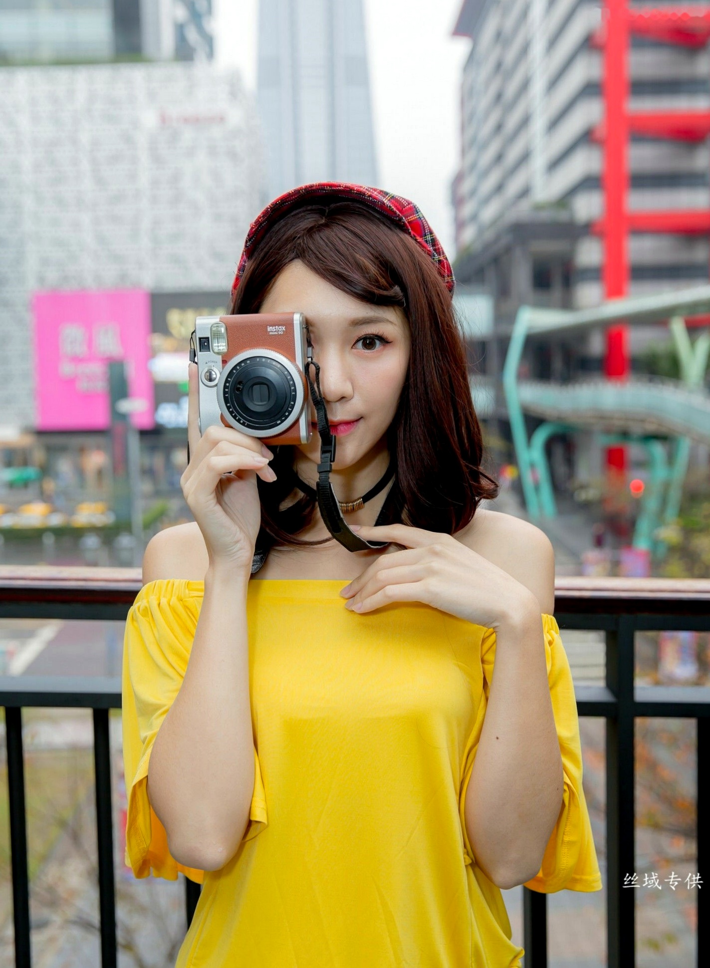 Gallery - 台湾正妹彭琁信义区职场风写真，OL制服诱惑与时尚穿搭街拍特辑台湾气质街拍女神 彭琁女神私房照_秀色女神 - image 58