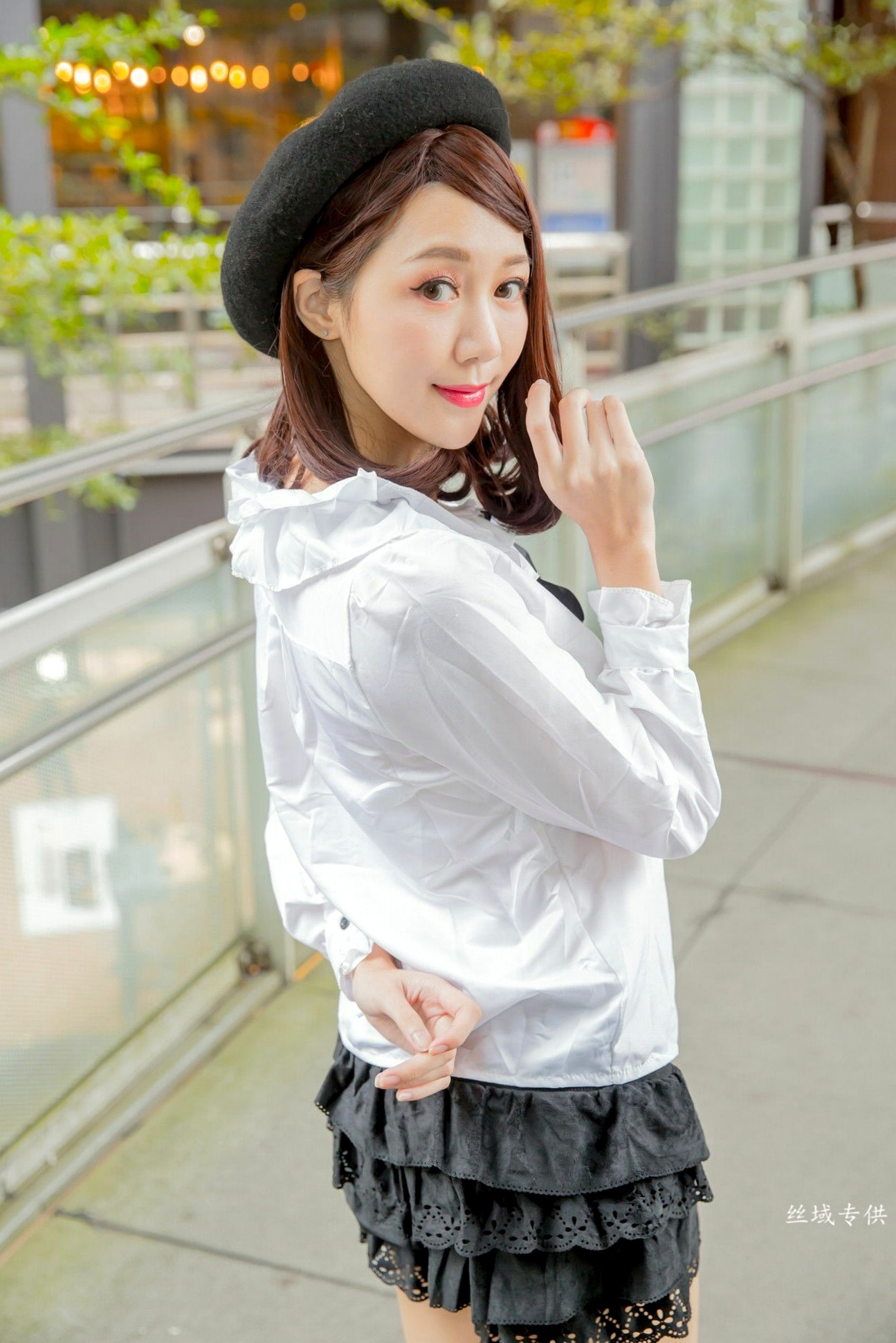 Gallery - 台湾正妹彭琁信义区职场风写真，OL制服诱惑与时尚穿搭街拍特辑台湾气质街拍女神 彭琁女神私房照_秀色女神 - image 68