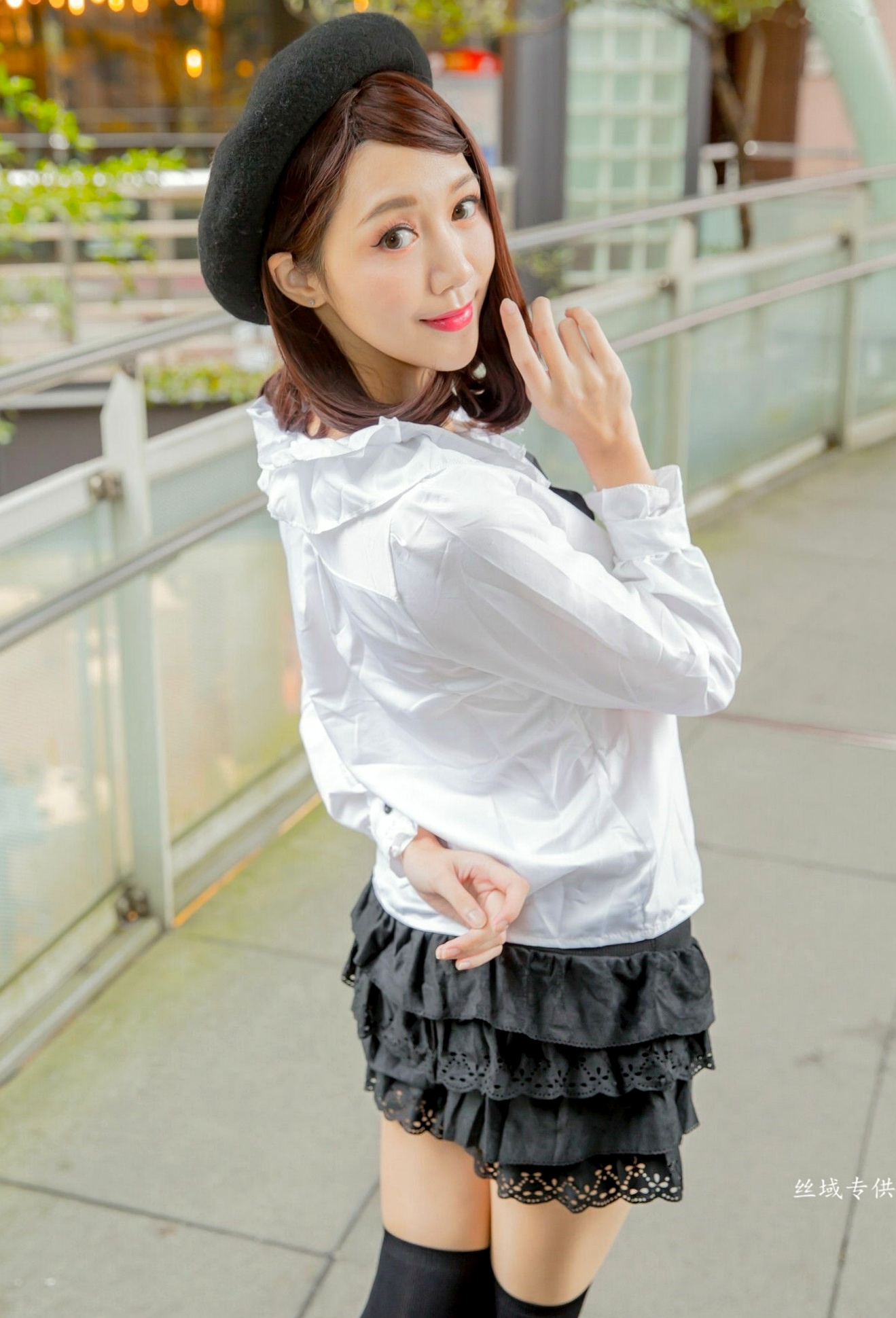 Gallery - 台湾正妹彭琁信义区职场风写真，OL制服诱惑与时尚穿搭街拍特辑台湾气质街拍女神 彭琁女神私房照_秀色女神 - image 69