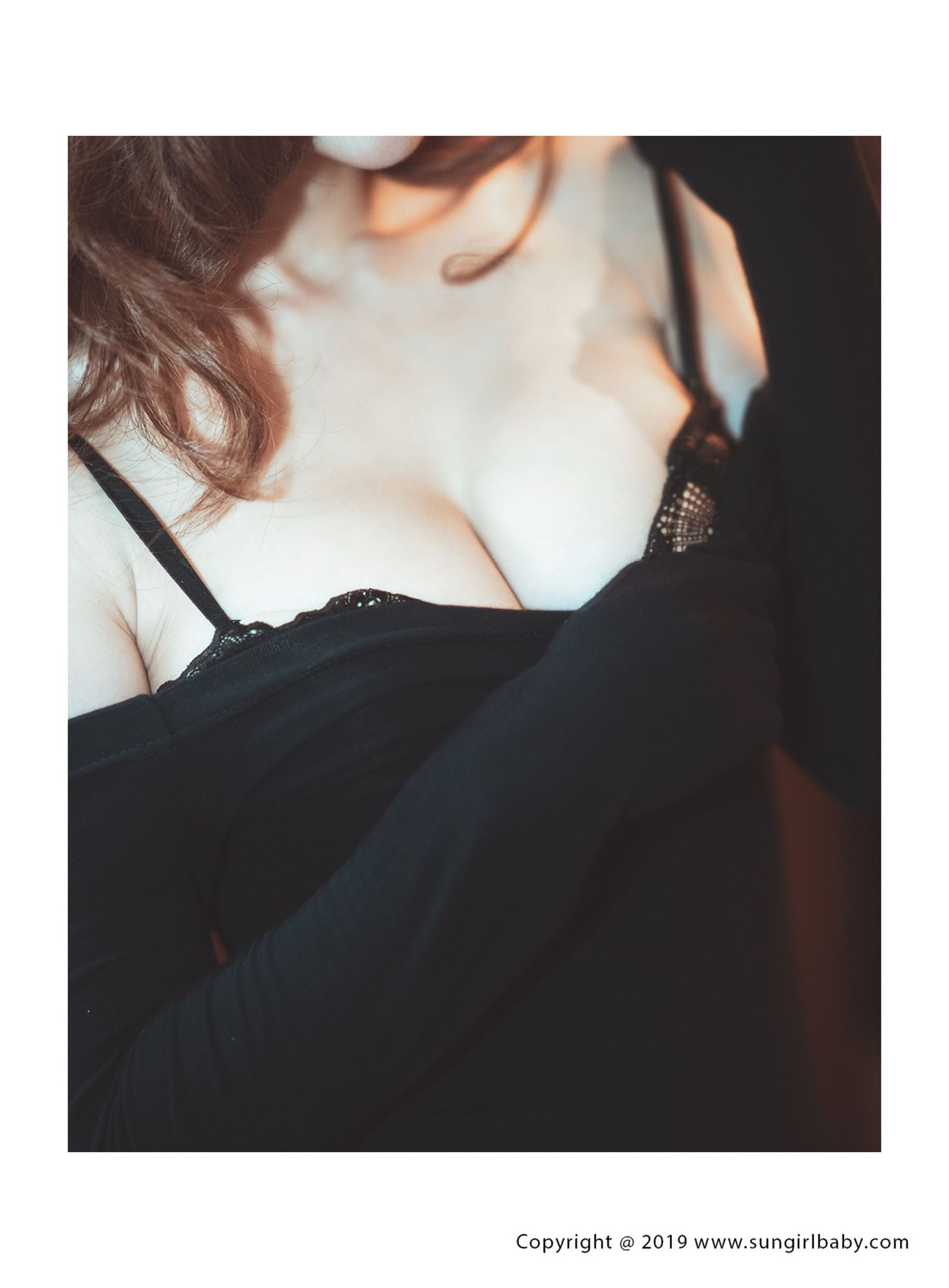 [SUNGIRL阳光宝贝]高清写真图 Vol.027 极致曲线 Donna奶妹