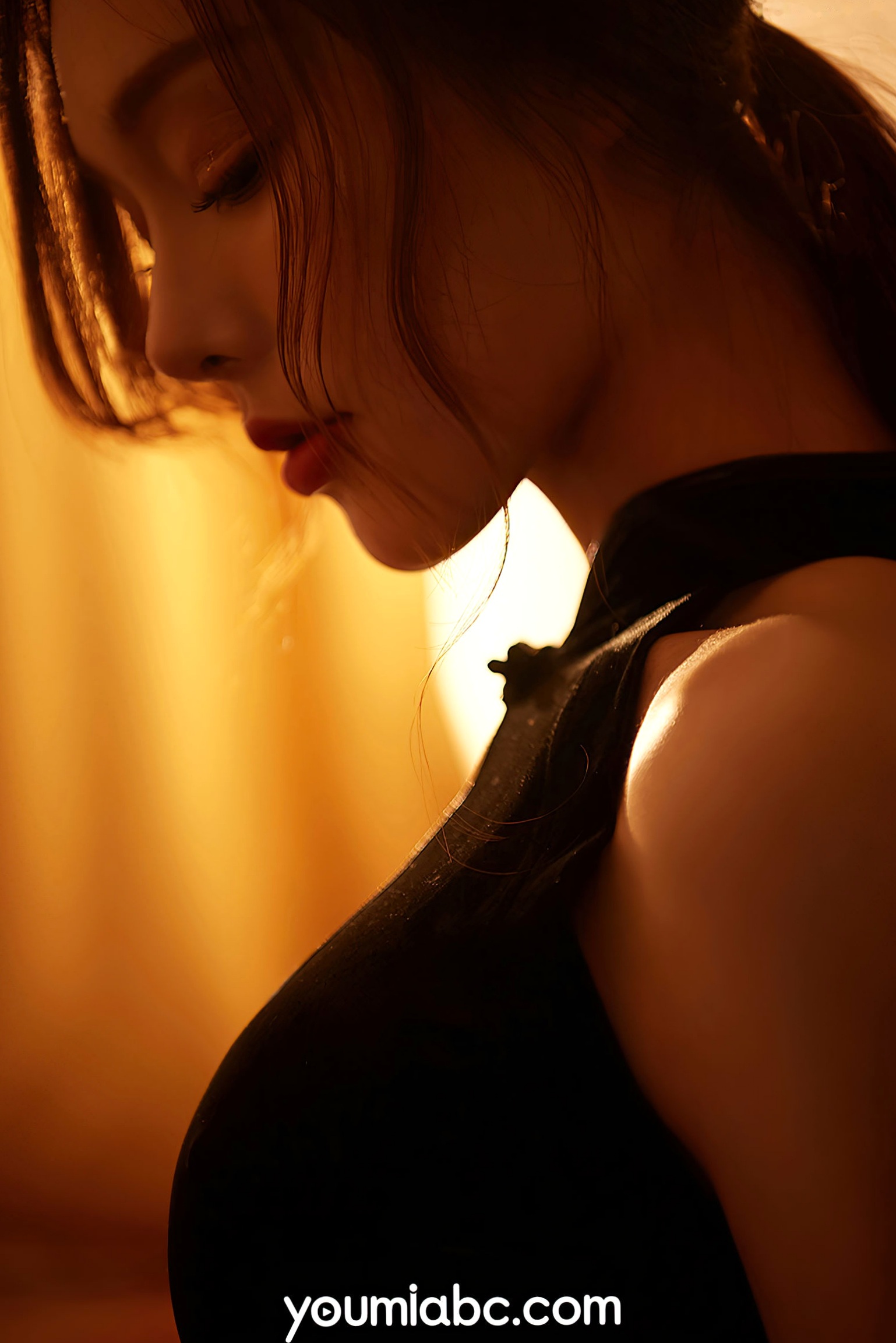 Gallery - YouMi尤蜜-2020.12.06-陈圆圆-《惊艳时代の记忆》黑色旗袍诱惑，复古私房写真，极致曼妙曲线与性感美腿展示尤蜜荟 - Chiness Model 性感旗袍私房照诱惑美腿 陈圆圆女神私房照_秀色女神 - image 17