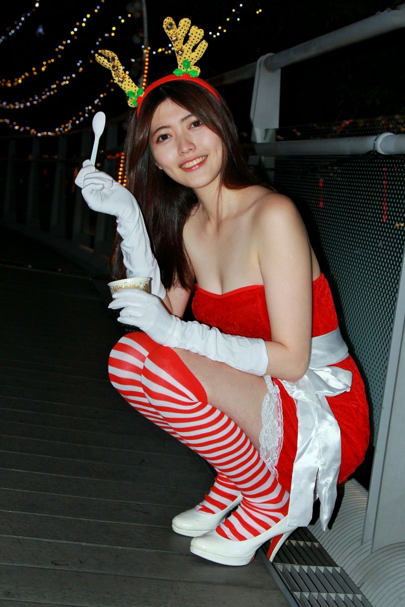 Gallery - 台湾正妹黄品瑄《板桥耶诞城夜拍》圣诞装束与冬日街拍美腿写真集台湾户外街拍美腿清新 薛薛Brindy女神私房照_秀色女神 - image 67