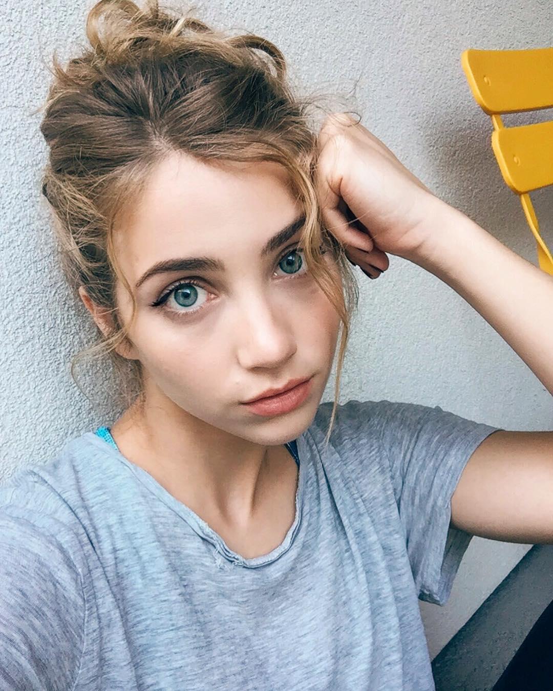 Emily Rudd- 漂亮小姐姐私房照