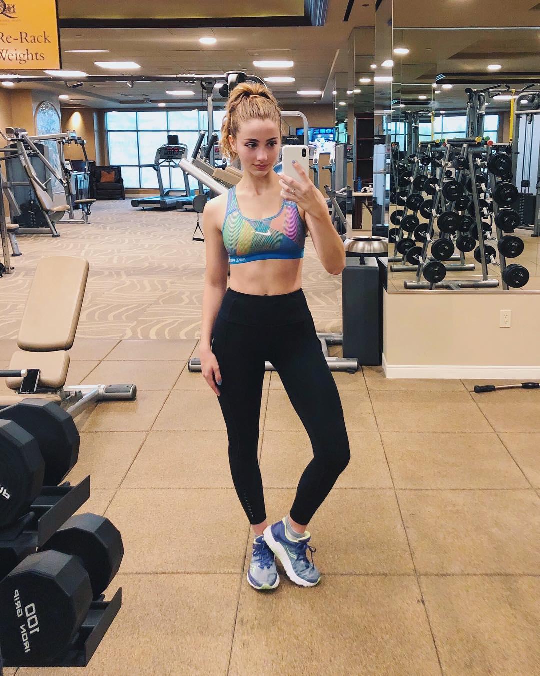 Emily Rudd- 漂亮小姐姐私房照