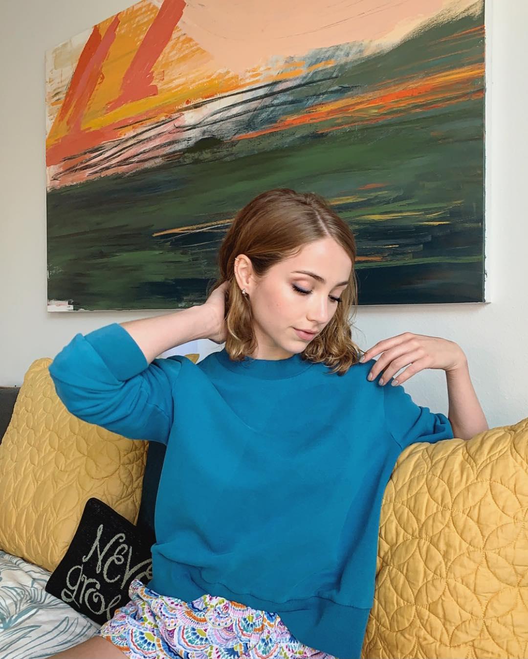 Emily Rudd- 漂亮小姐姐私房照