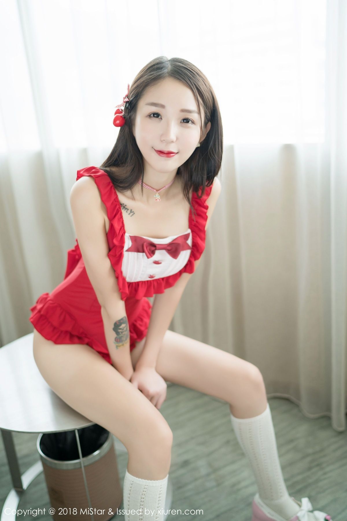 新人模特白沫 红色喜庆内衣