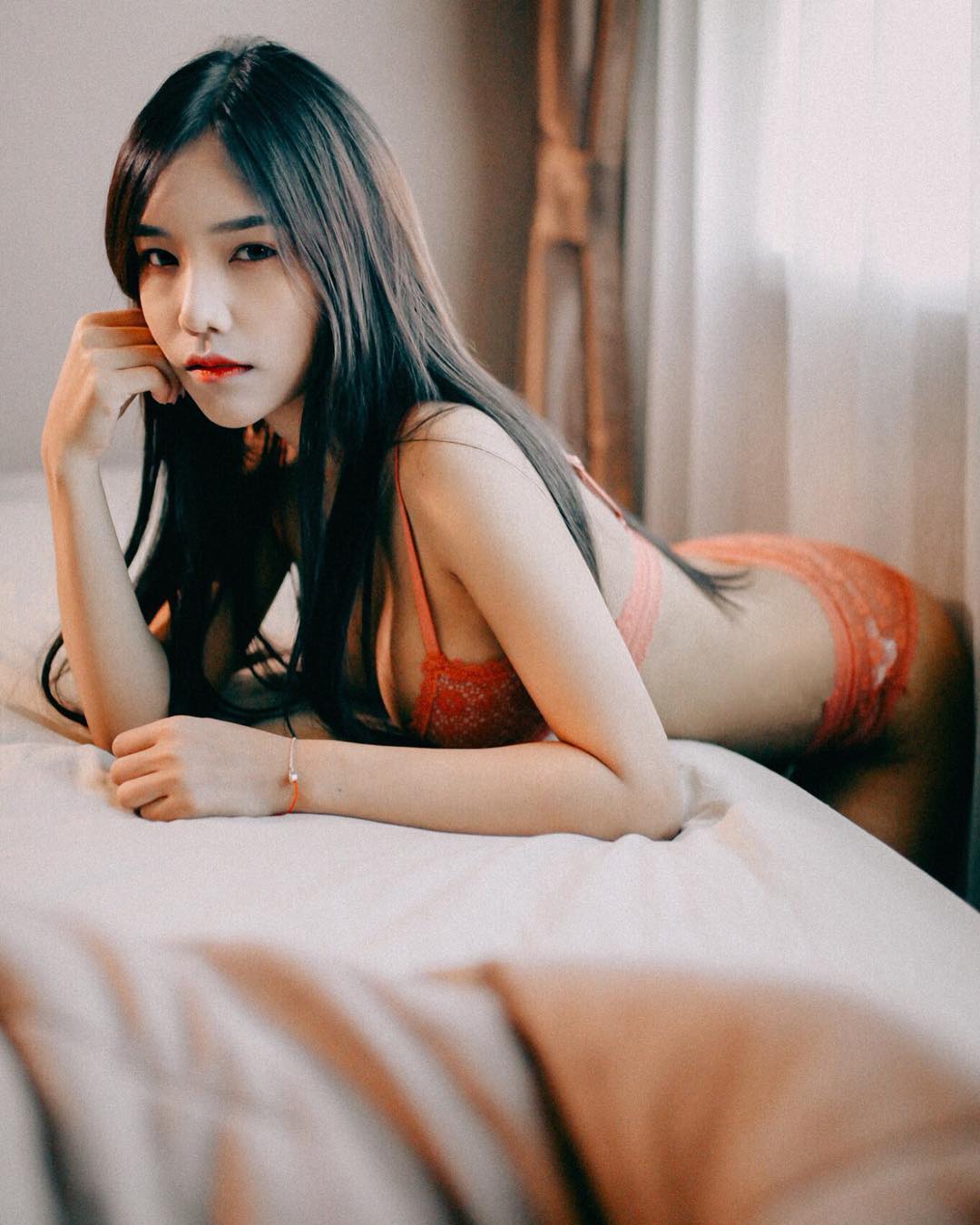 Waralee Kuanpradit- 原汁原味的泰妹