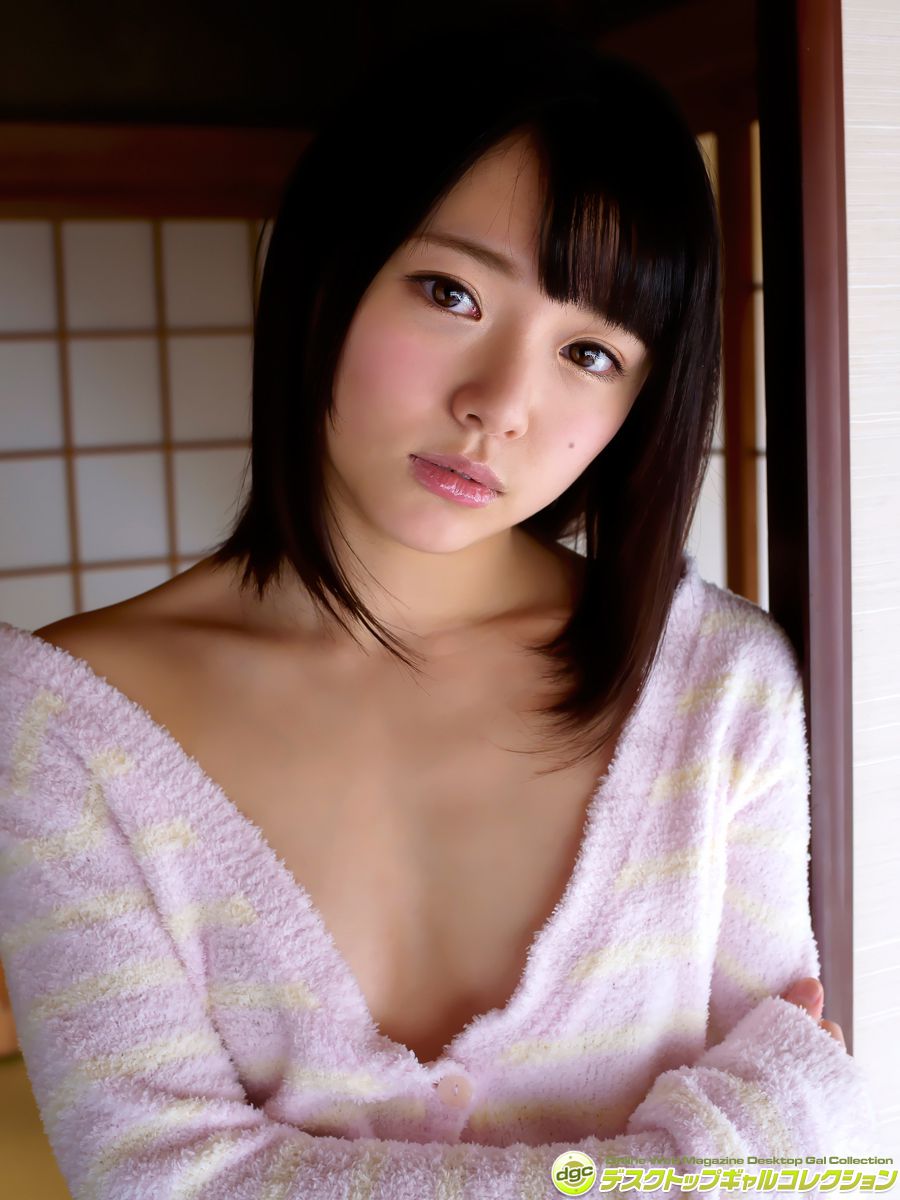 葉月つばさ《純真無垢な美少女のあどけない体にドキッ！》 [DGC]高清写真图 写真集