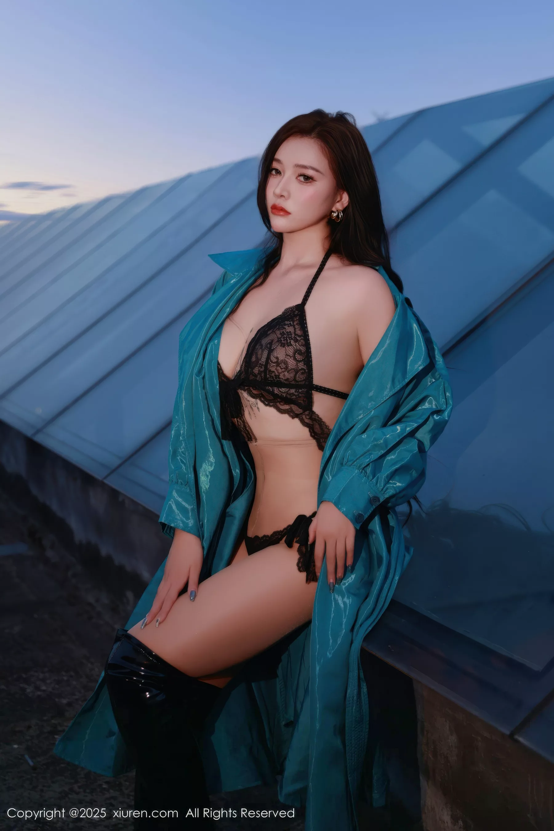 [XiuRen]高清写真图 2025.09.17 No.10776 娜比 蕾丝情趣内衣