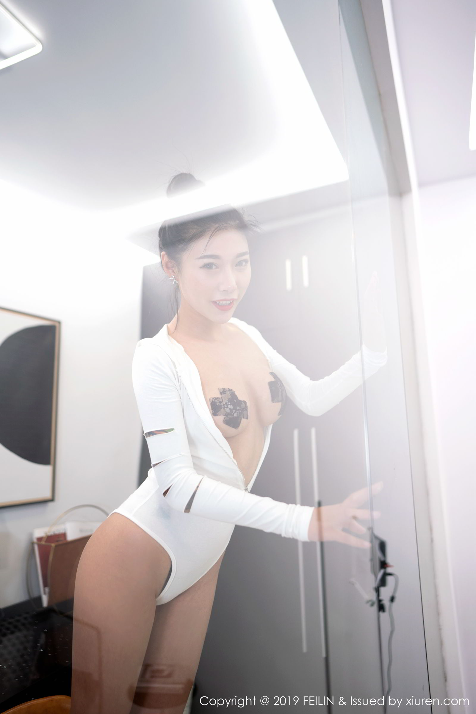 [FEILIN]高清写真图 2019.02.20 VOL.179 张二爷Navira
