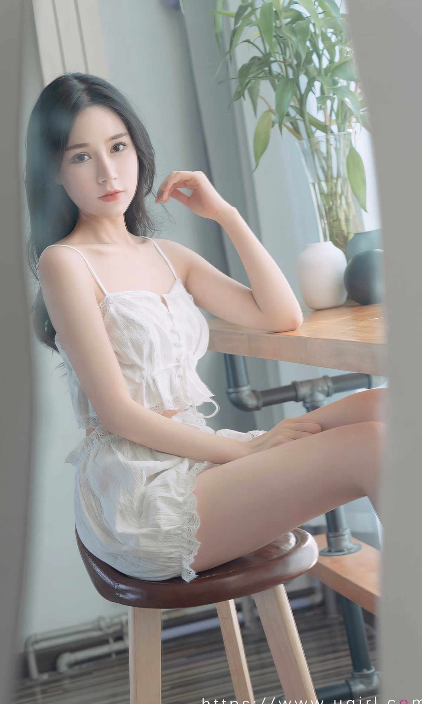Gallery - 尤果圈 - Chiness Model -茯苓《春心》私房写真，清纯少女居家风格，轻柔蕾丝家居服清新治愈，温柔慵懒尽显爱尤物 - Love Beauty 清新私房照治愈系家居尤果网 - Chiness Model  茯苓女神私房照_秀色女神 - image 3