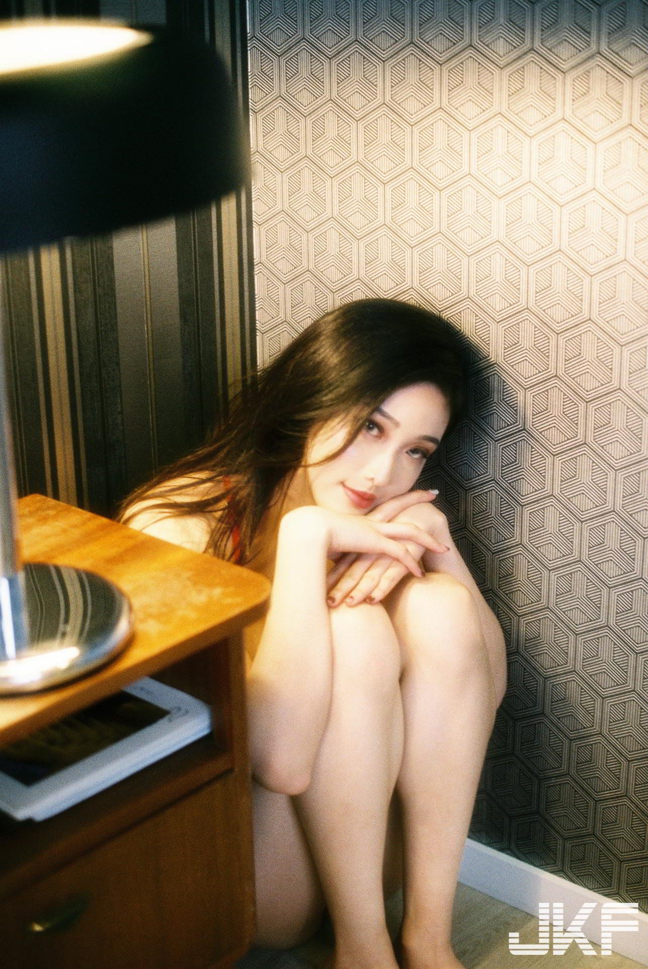 天菜型9头身白皙美腿正妹「Jessie」的大胆细宽丁情欲诱惑！