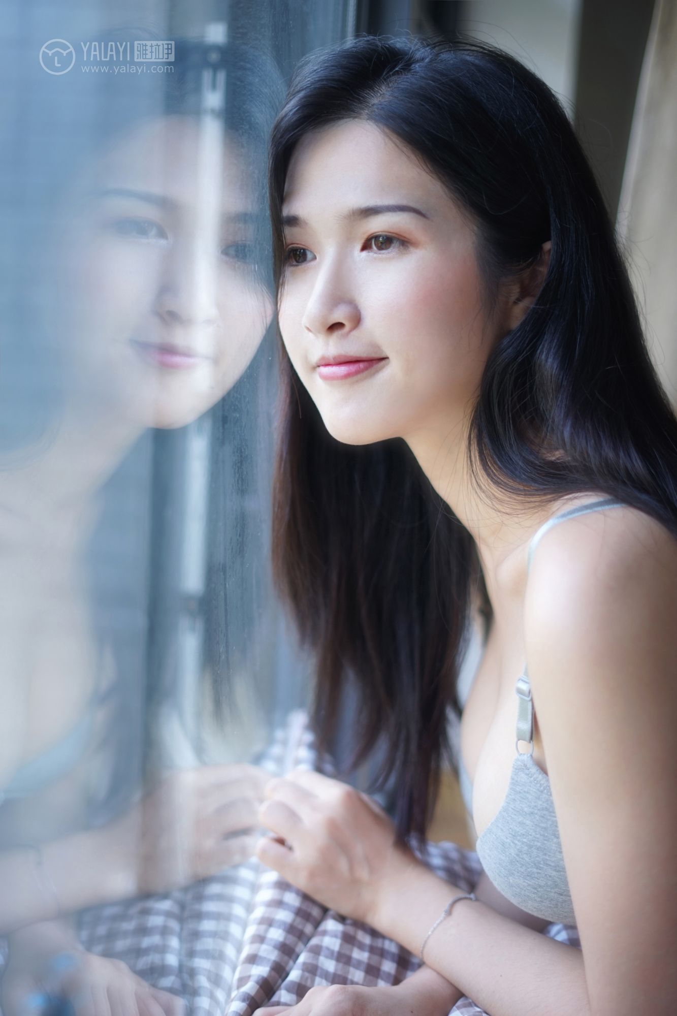 [YALAYI雅拉伊]高清写真图 2019.03.25 No.096 灰色渐白 塔塔