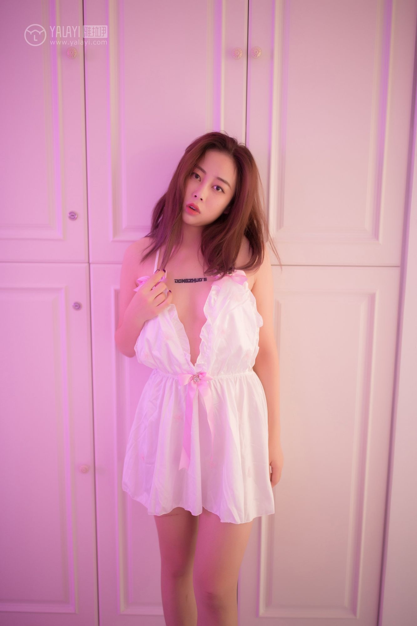 [YALAYI雅拉伊]高清写真图 2018.10.12 No.088 紫色情迷 香香橙子