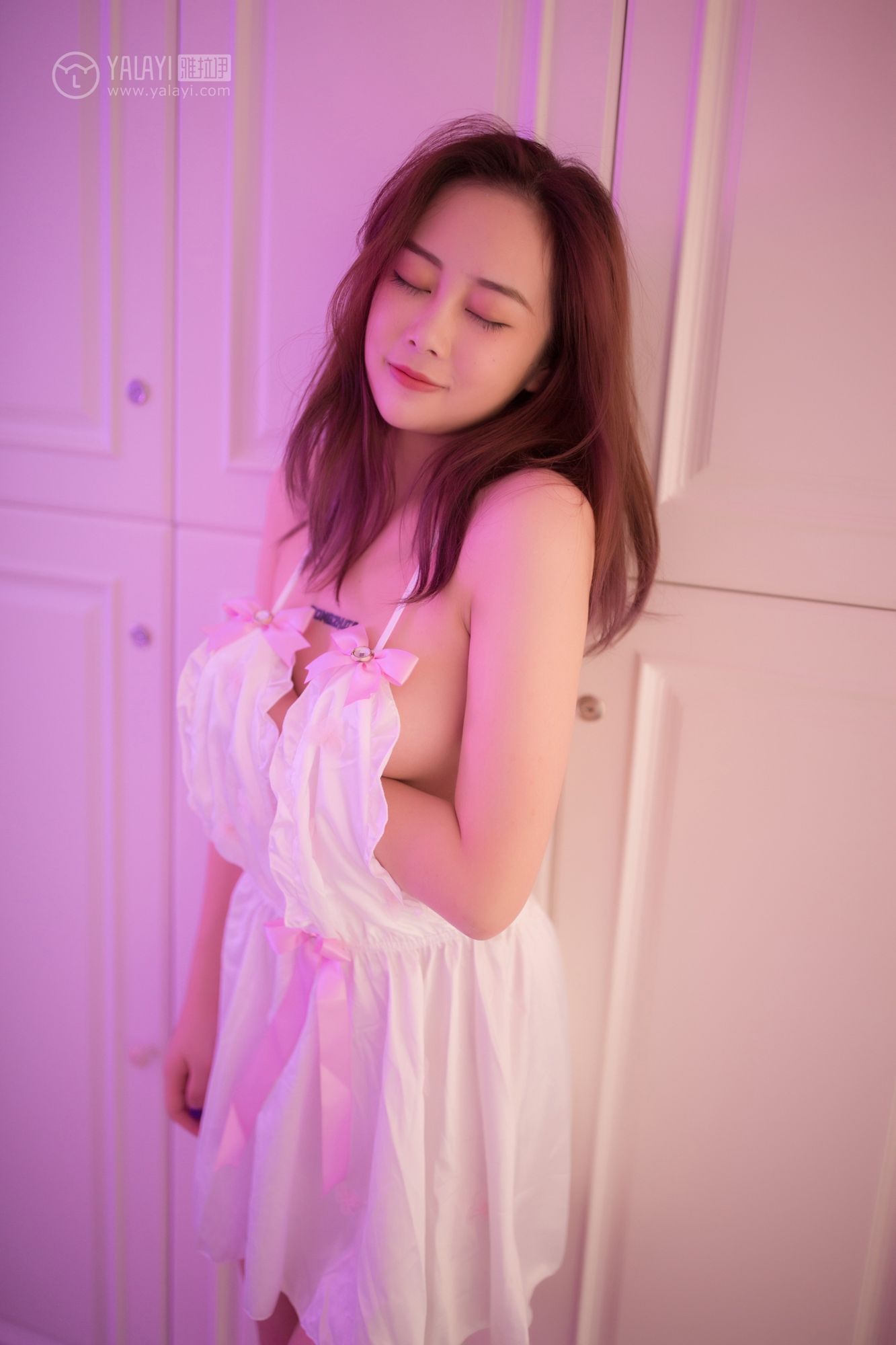 [YALAYI雅拉伊]高清写真图 2018.10.12 No.088 紫色情迷 香香橙子
