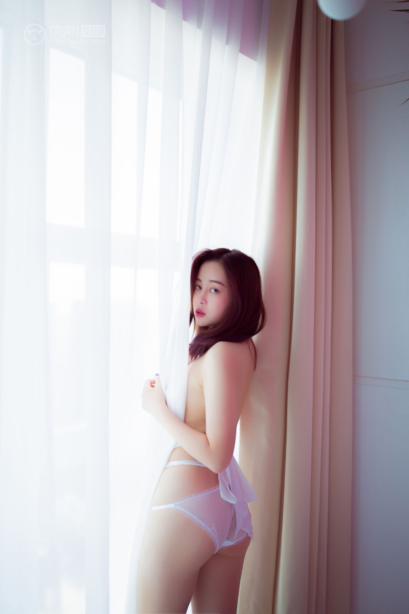 [YALAYI雅拉伊]高清写真图 2018.10.25 No.098 洁白的你 香香橙子