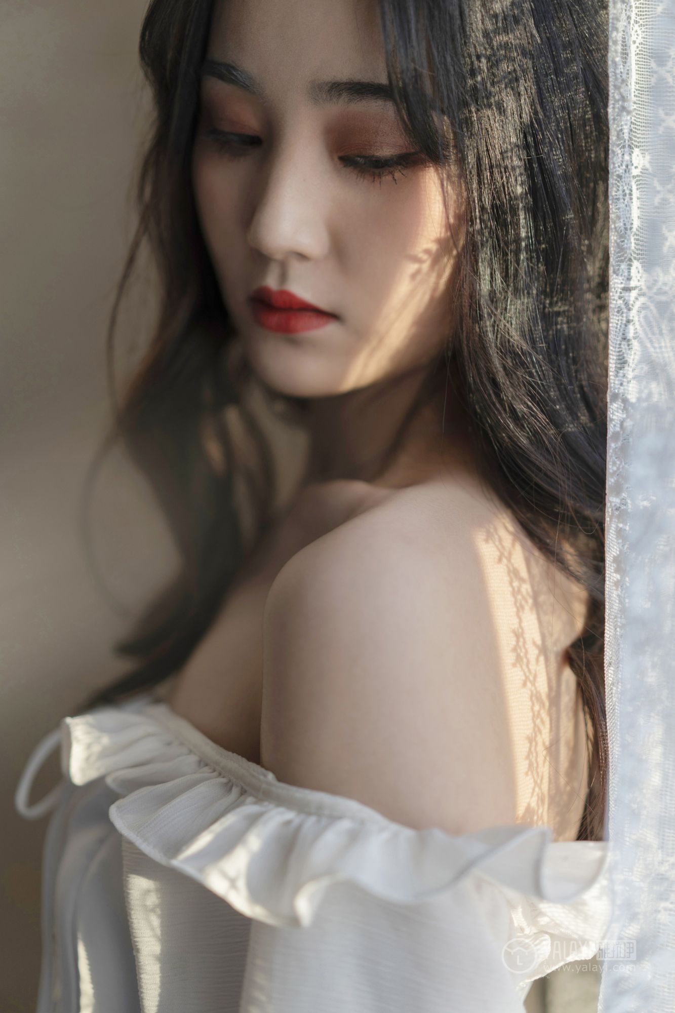 [YALAYI雅拉伊]高清写真图 2019.01.16 Vol.168 画中伊人 项兴咏