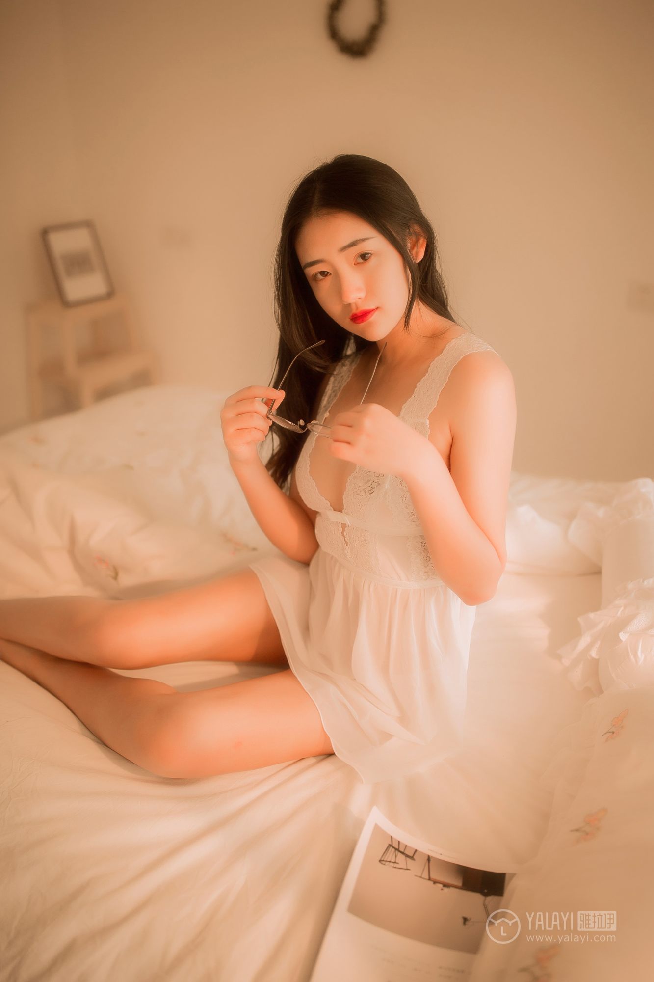 [YALAYI雅拉伊]高清写真图 2019.03.11 No.208 闺房 水月沙子