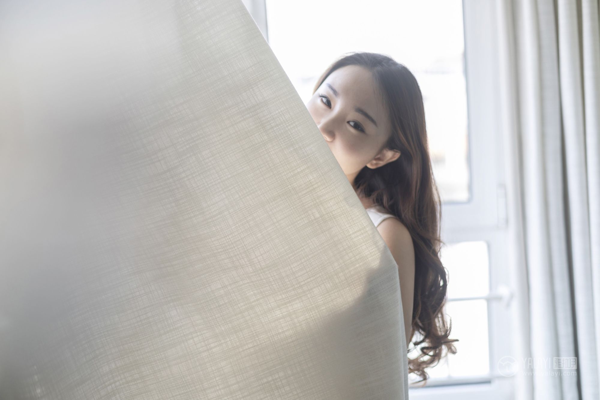 [YALAYI雅拉伊]高清写真图 2019.03.13 No.212 白色星期六 丁煊彤