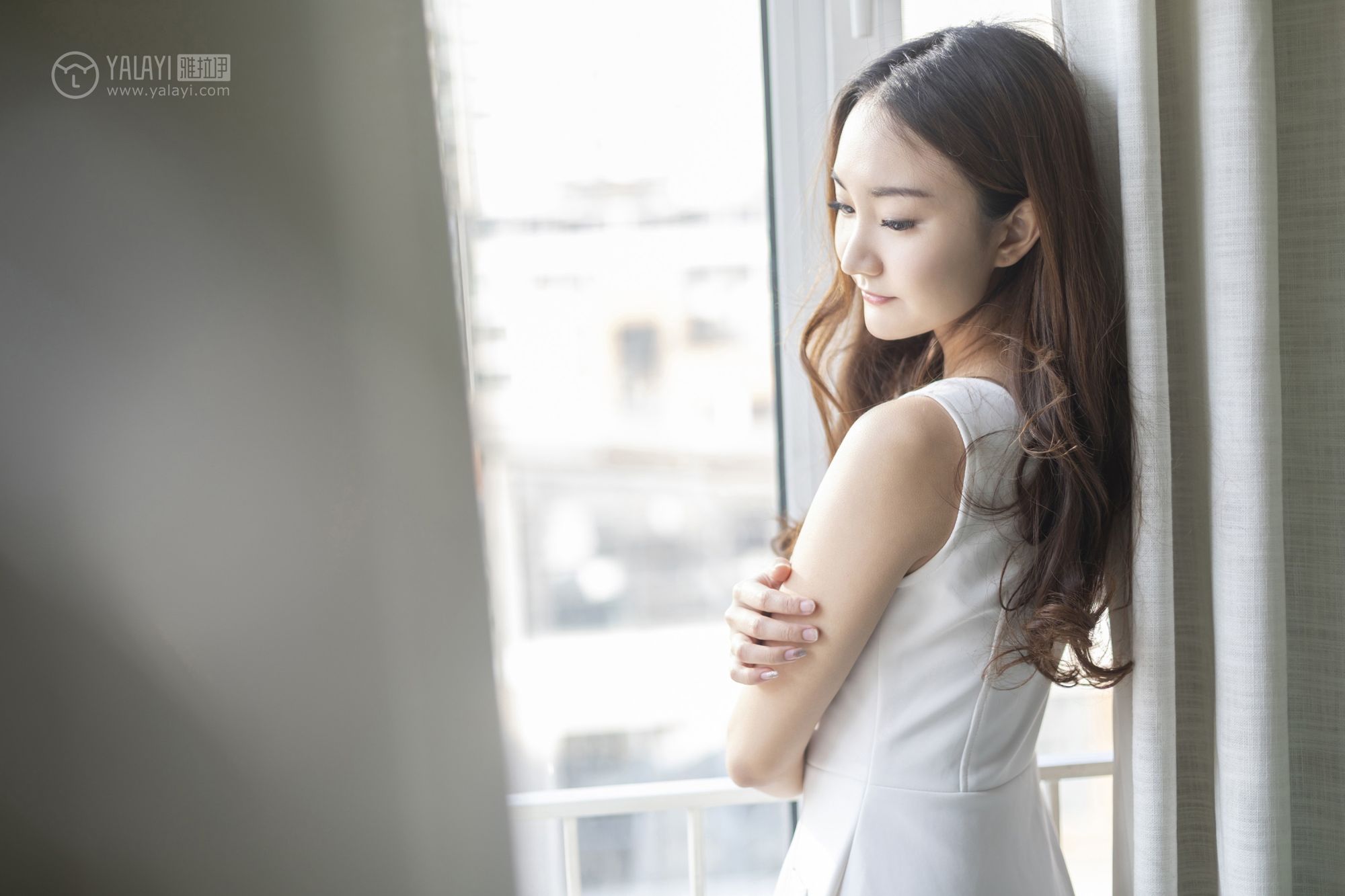 [YALAYI雅拉伊]高清写真图 2019.03.13 No.212 白色星期六 丁煊彤