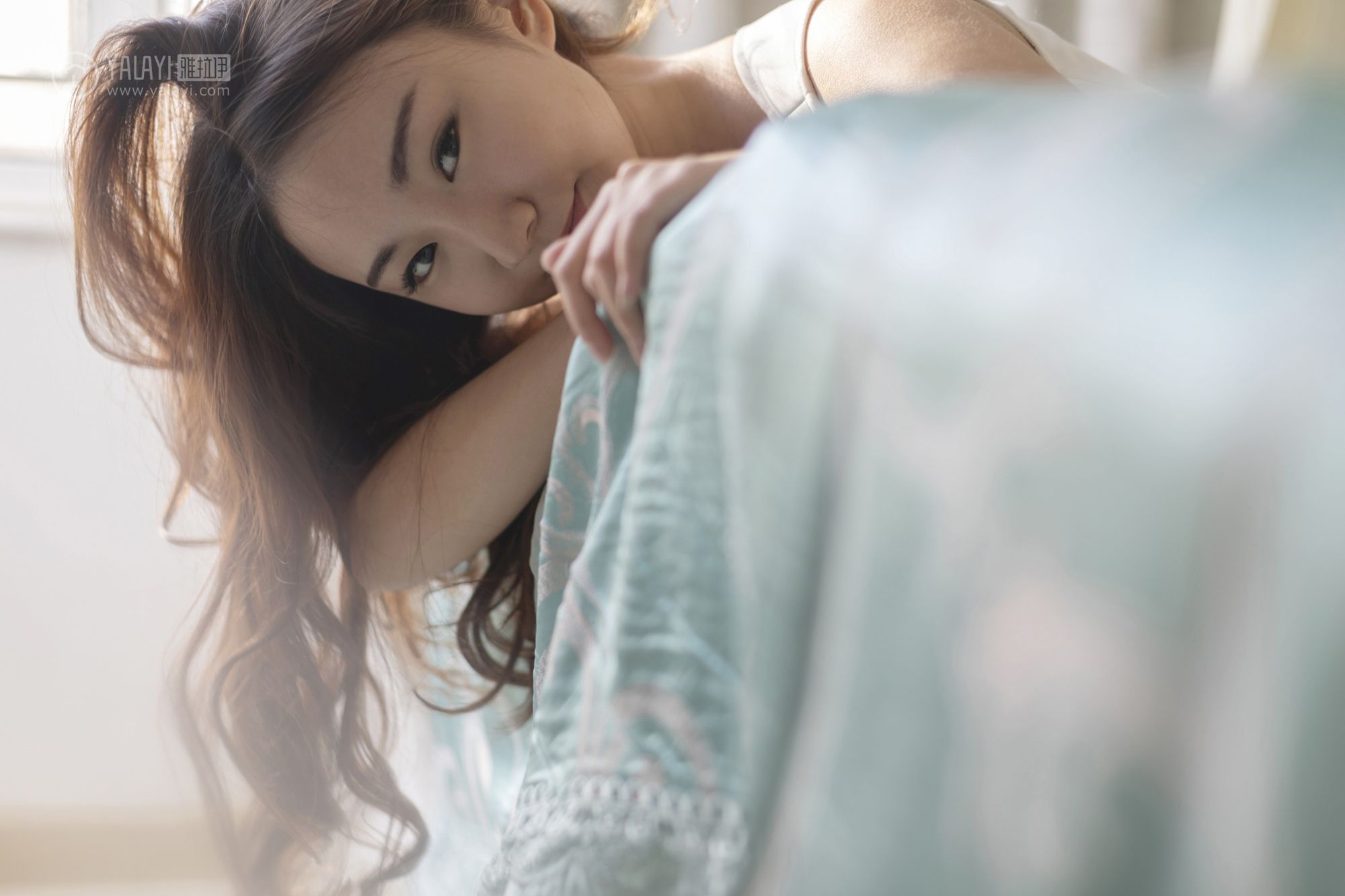 [YALAYI雅拉伊]高清写真图 2019.03.13 No.212 白色星期六 丁煊彤