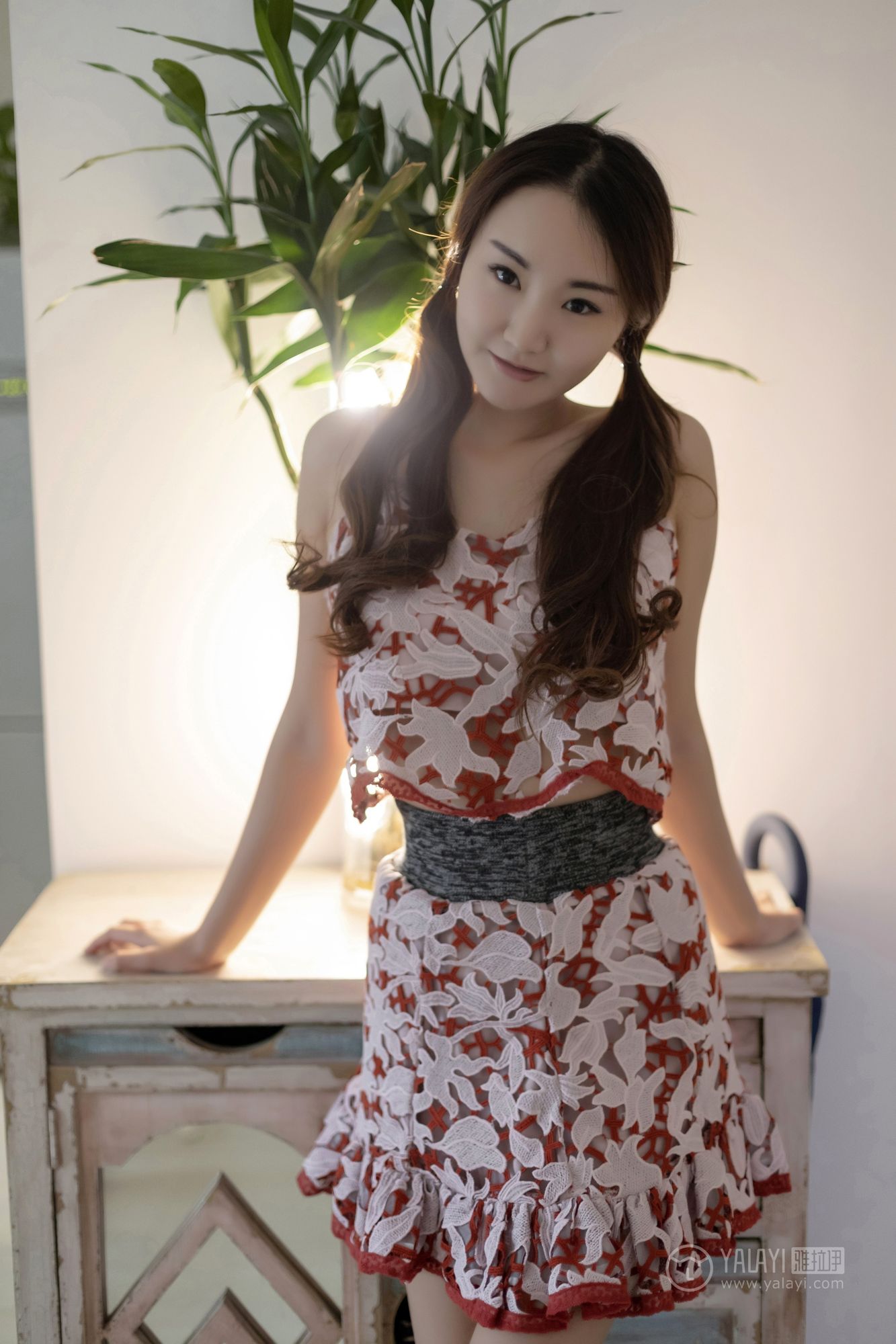 [YALAYI雅拉伊]高清写真图 2019.04.01 No.231 贤妻 吴小蹈