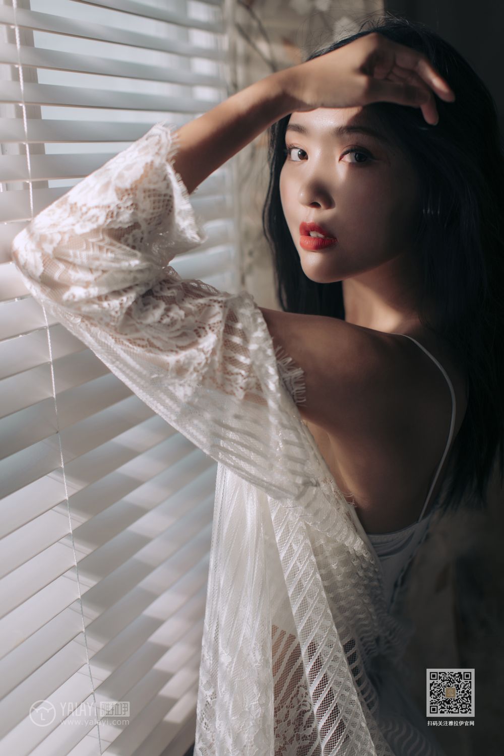 [YALAYI雅拉伊]高清写真图 2019.10.08 No.423 好想告诉你 仓儿