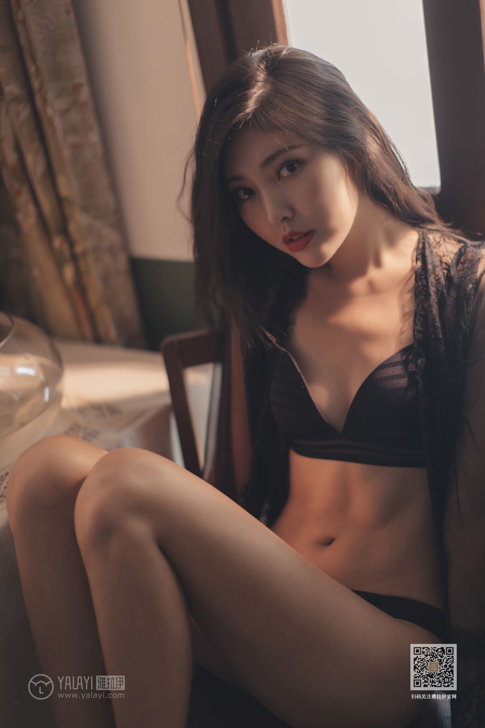 [YALAYI雅拉伊]高清写真图 2019.11.24 No.470 秋色满房 仓儿
