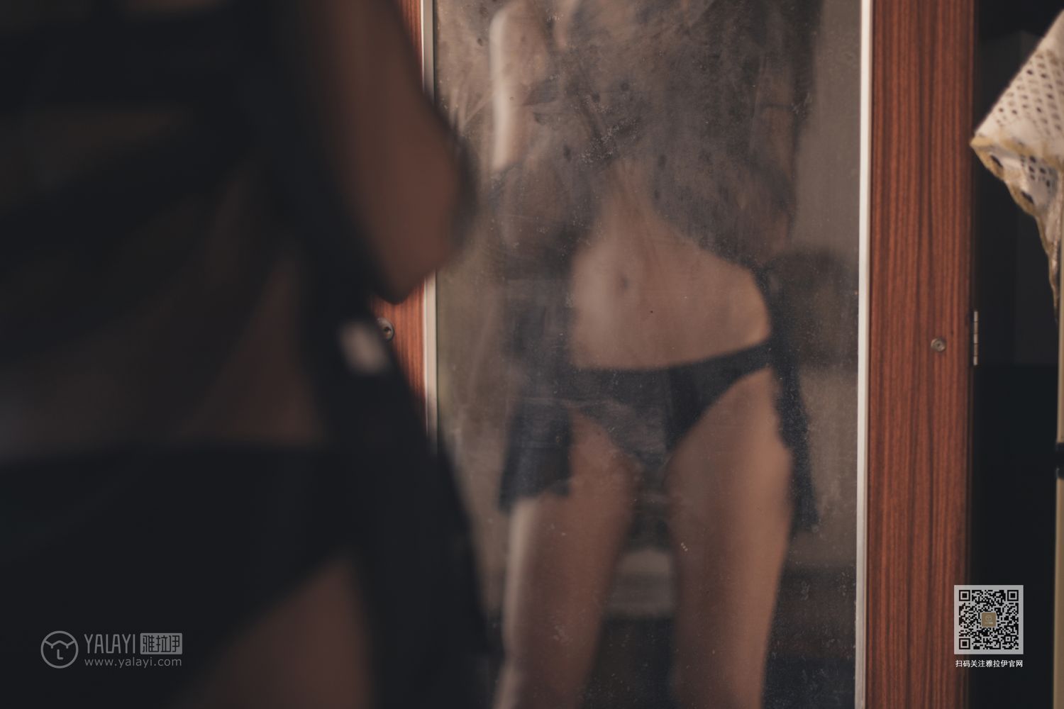 [YALAYI雅拉伊]高清写真图 2019.11.24 No.470 秋色满房 仓儿