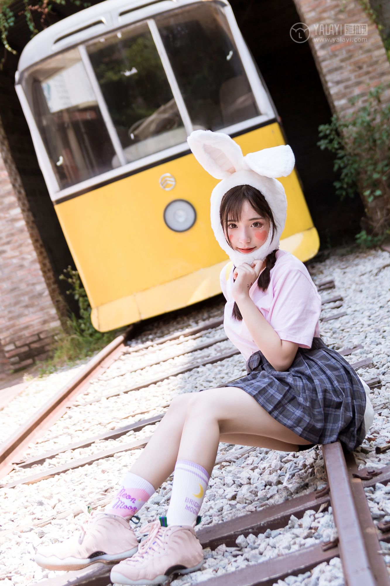 [YALAYI雅拉伊]高清写真图 2019.04.20 No.251 小兔子乖乖 阿橙