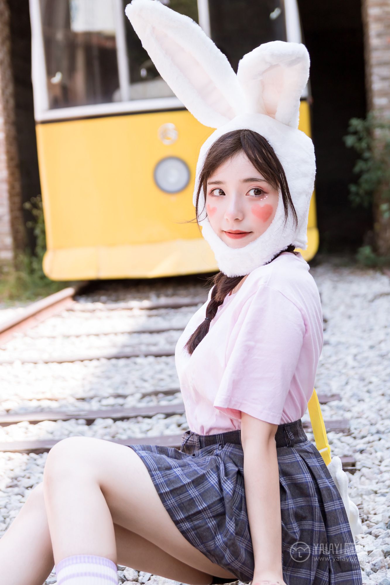 [YALAYI雅拉伊]高清写真图 2019.04.20 No.251 小兔子乖乖 阿橙