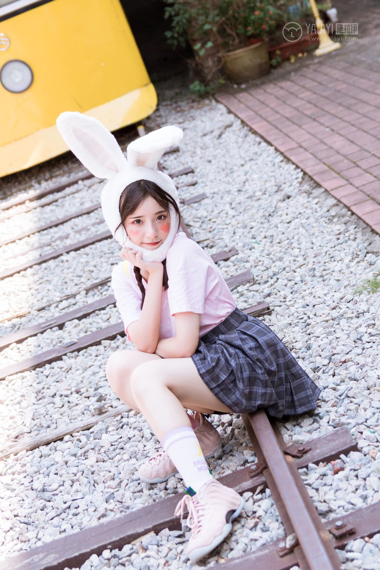 [YALAYI雅拉伊]高清写真图 2019.04.20 No.251 小兔子乖乖 阿橙