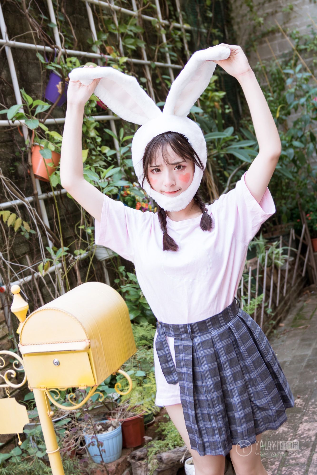 [YALAYI雅拉伊]高清写真图 2019.04.20 No.251 小兔子乖乖 阿橙