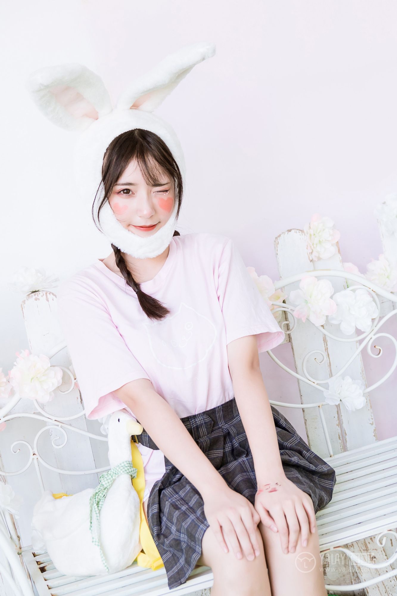 [YALAYI雅拉伊]高清写真图 2019.04.20 No.251 小兔子乖乖 阿橙