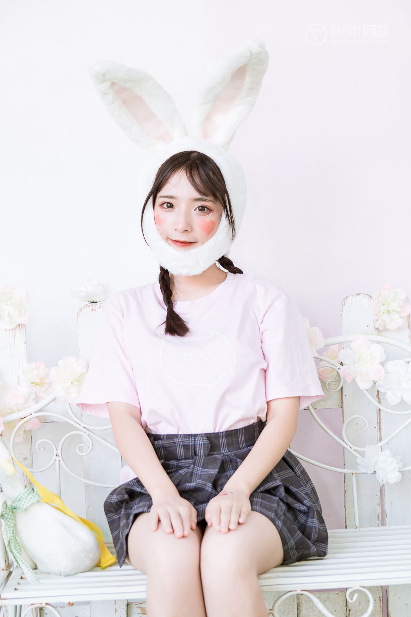 [YALAYI雅拉伊]高清写真图 2019.04.20 No.251 小兔子乖乖 阿橙
