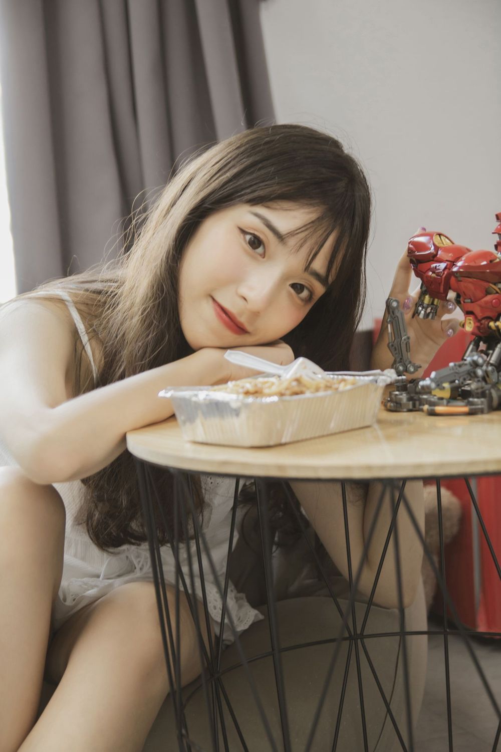 [YALAYI雅拉伊]高清写真图 2019.08.02 No.357 我的高达女友 阿橙