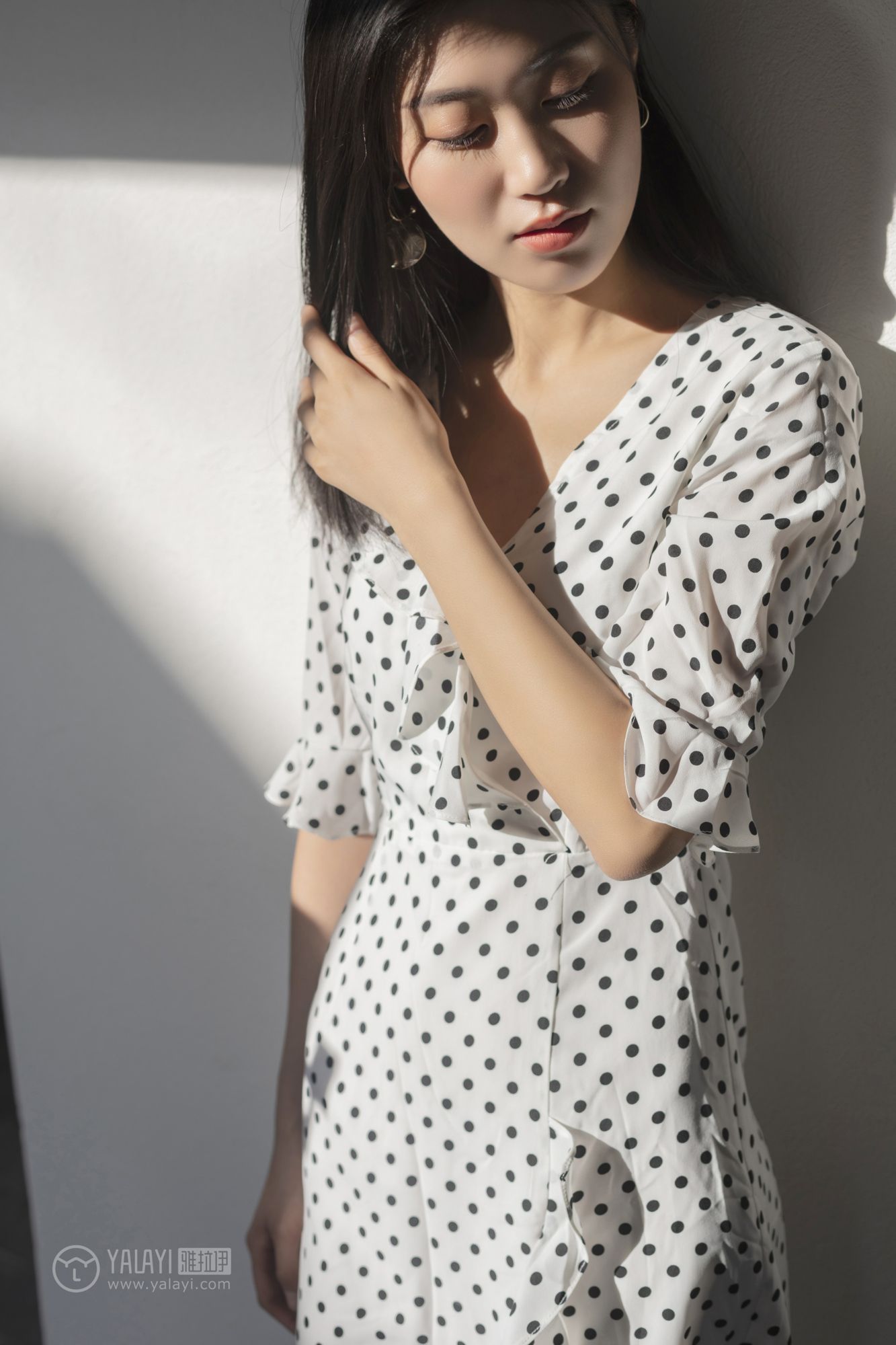 [YALAYI雅拉伊]高清写真图 2019.05.01 No.264 波点女孩儿 乔妹儿