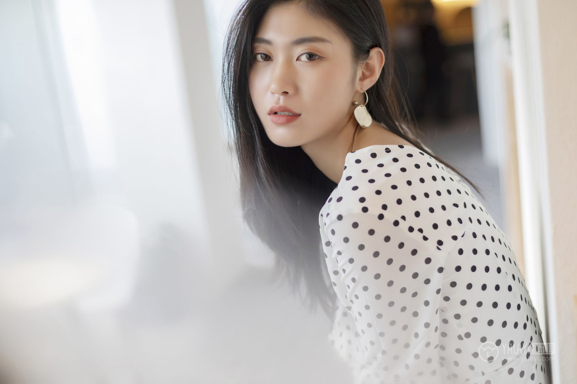 [YALAYI雅拉伊]高清写真图 2019.05.01 No.264 波点女孩儿 乔妹儿