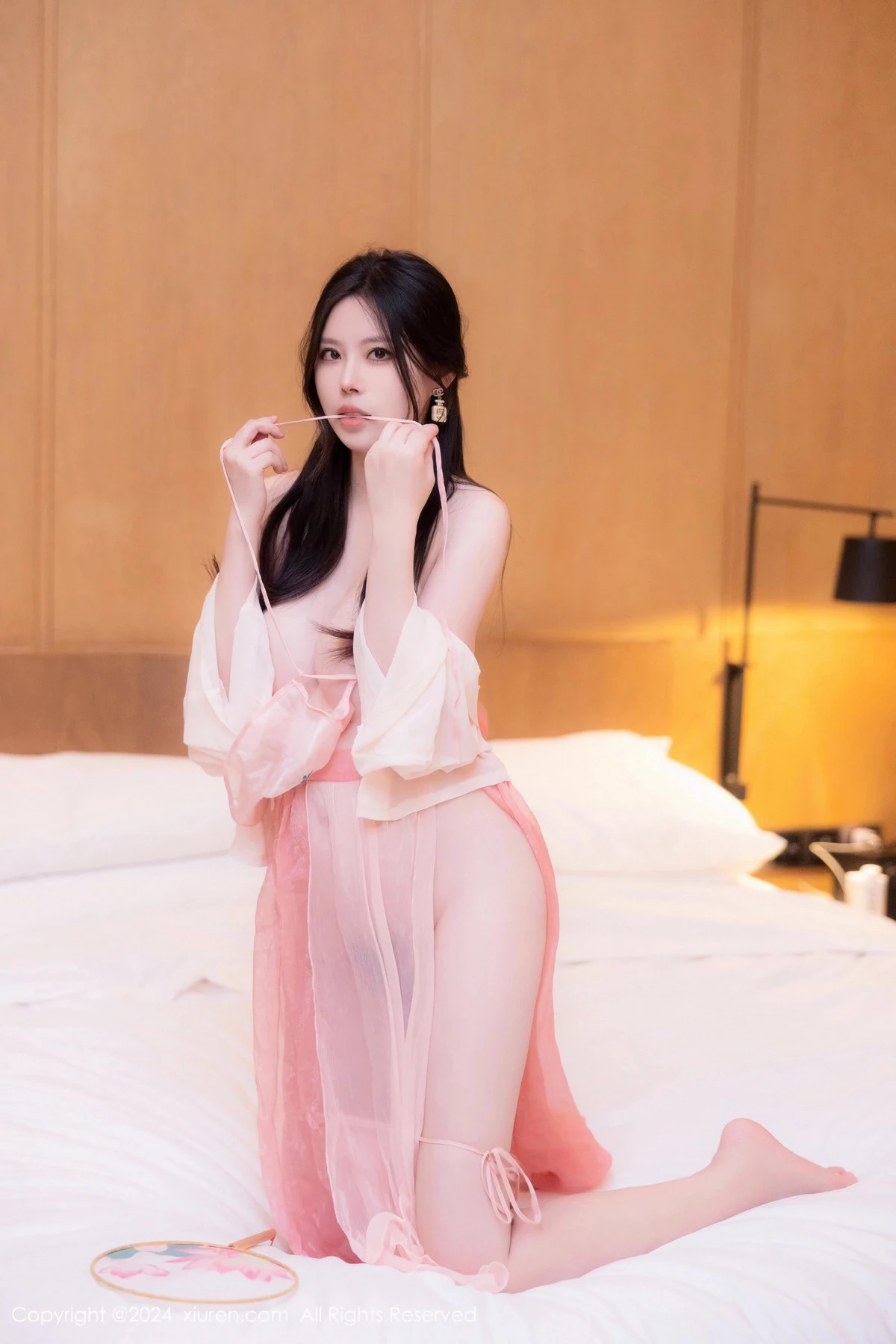 [XiuRen]高清写真图 2024.05.08 No.8503 白茹雪abby 美腿性感