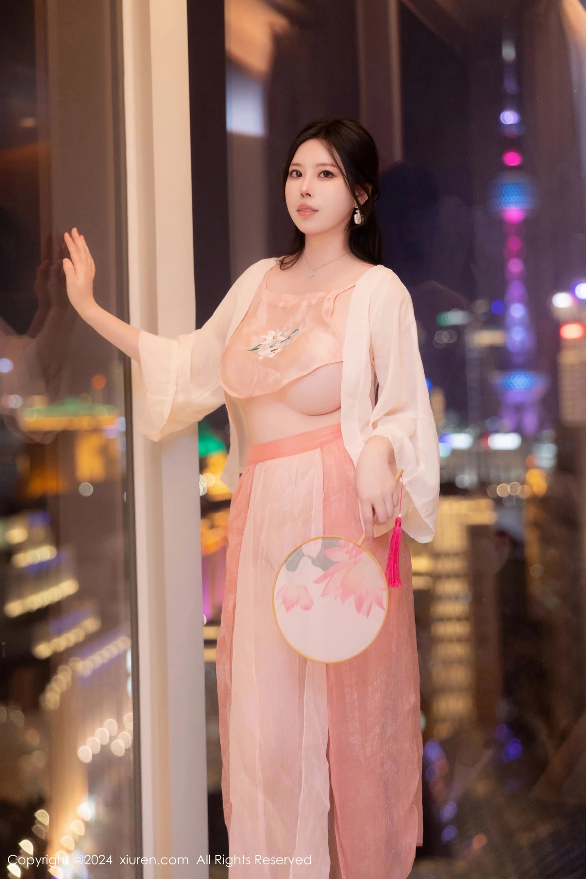[XiuRen]高清写真图 2024.05.08 No.8503 白茹雪abby 美腿性感