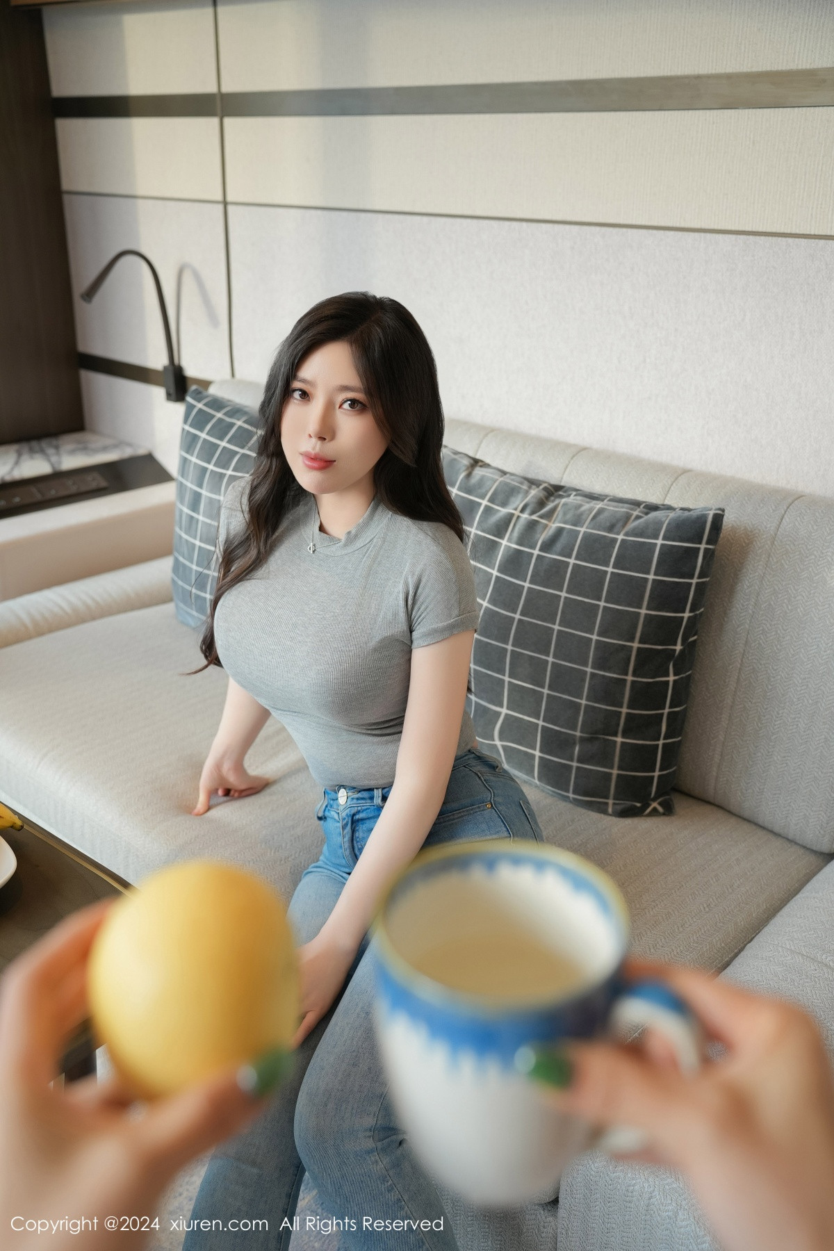 [XiuRen]高清写真图 2024.06.17 No.8711 白茹雪abby 美腿丝袜