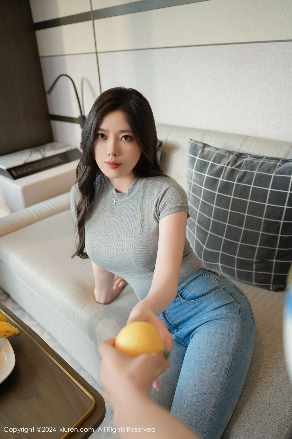 [XiuRen]高清写真图 2024.06.17 No.8711 白茹雪abby 美腿丝袜