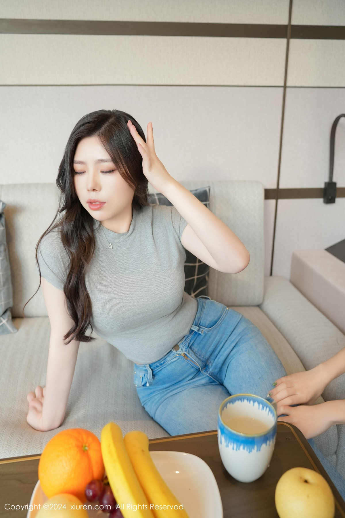 [XiuRen]高清写真图 2024.06.17 No.8711 白茹雪abby 美腿丝袜