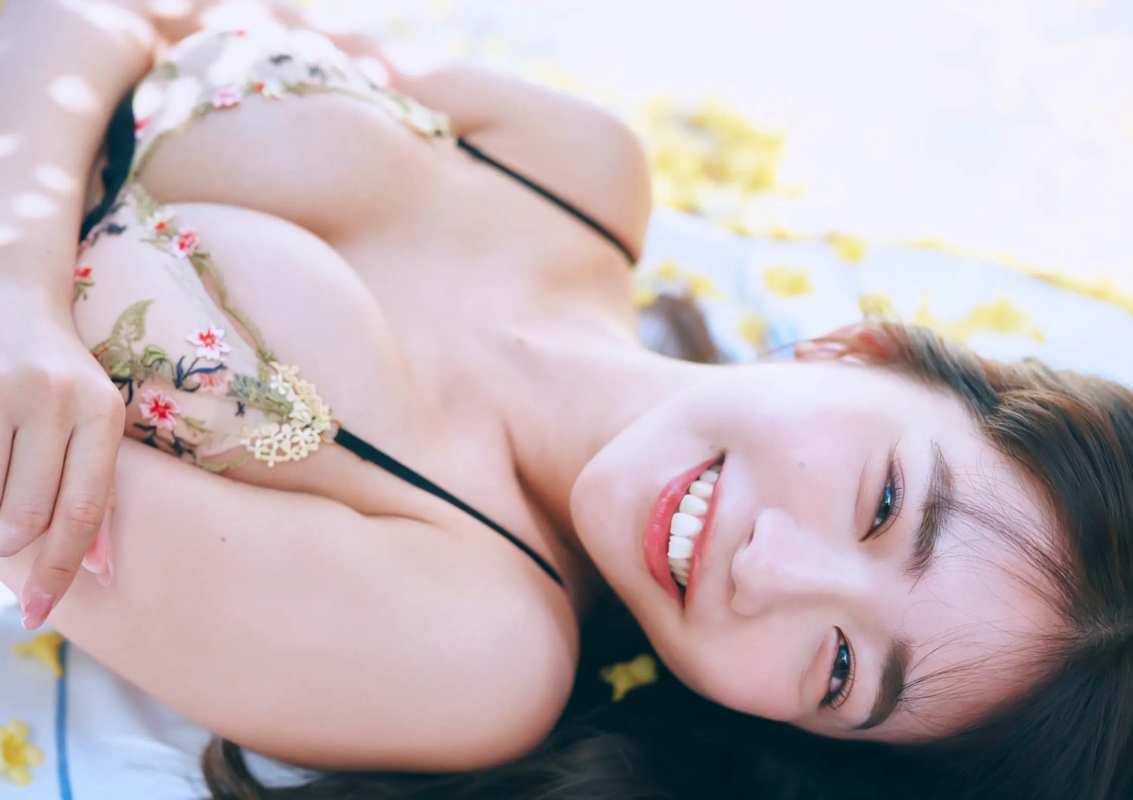 Gallery - 天羽希纯《Sweet nothings》日系性感内衣与阳光美胸写真日本性感内衣波涛胸涌清新比基尼 天羽希纯女神私房照_秀色女神 - image 44